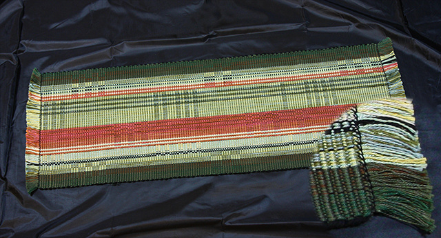 Table Runner - green / rust